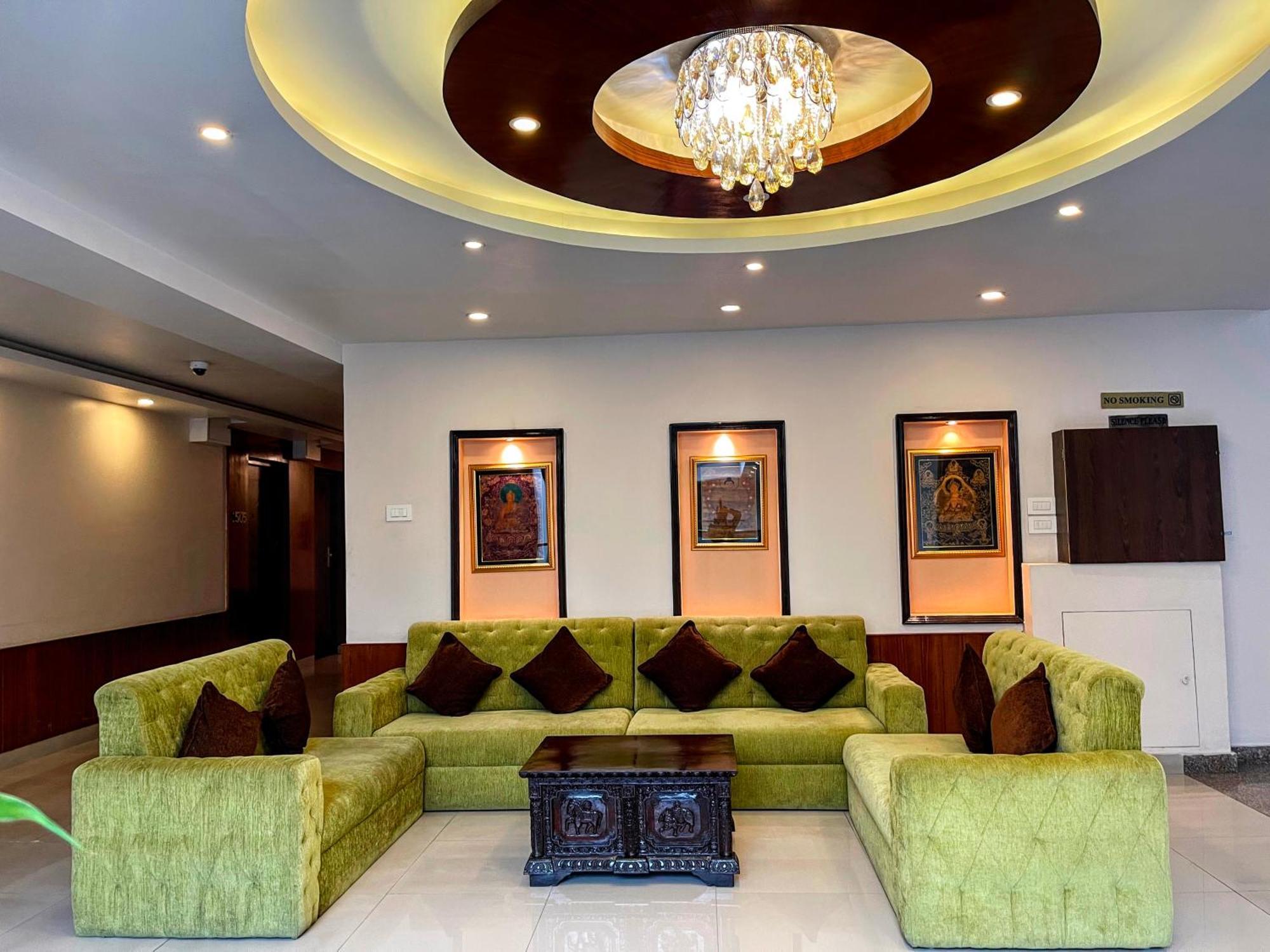 Yatri Suites And Spa Hotel 4*
