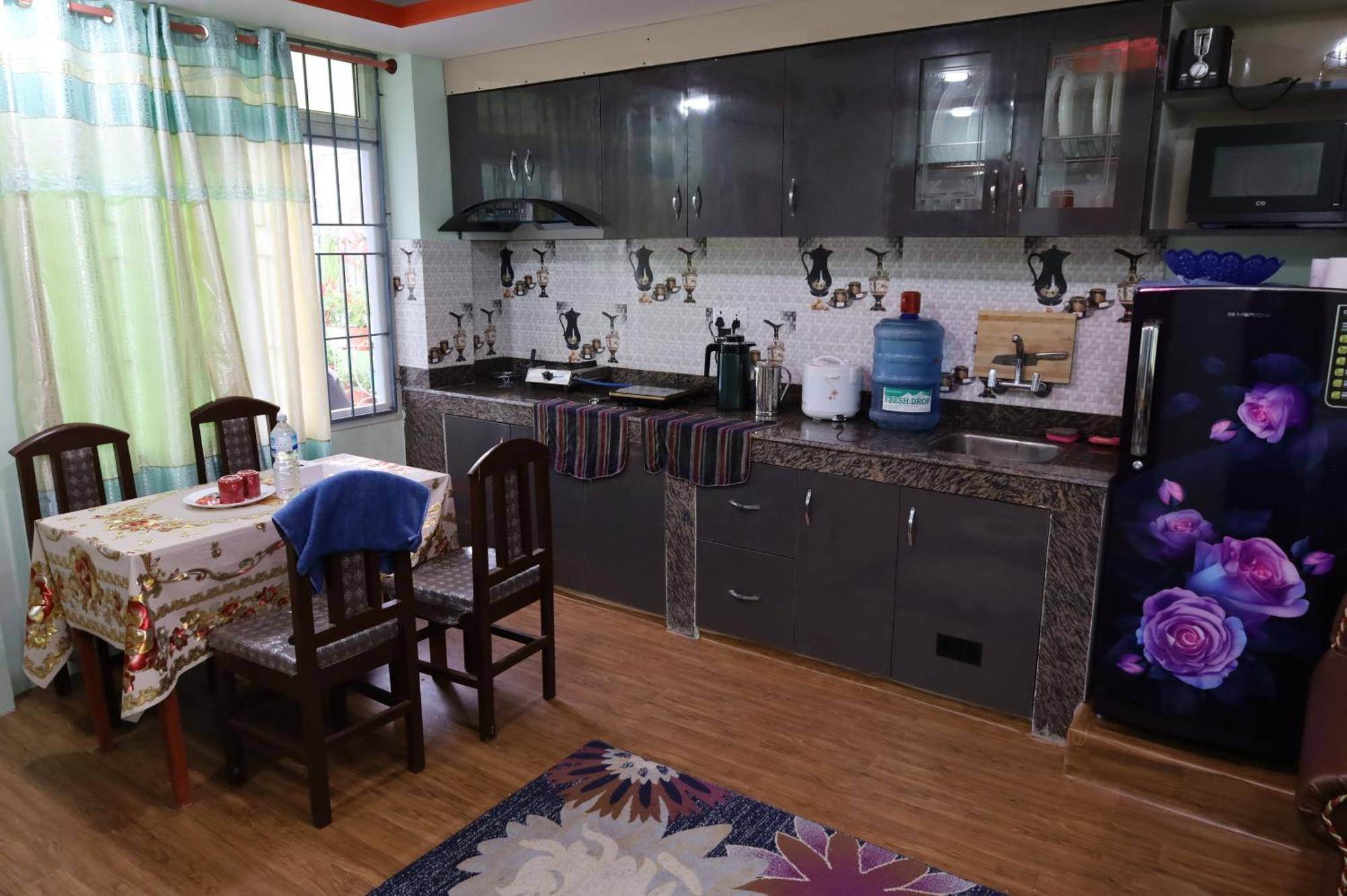 Expediya House - Full Furnish 2 Bhk Roof Flat In *