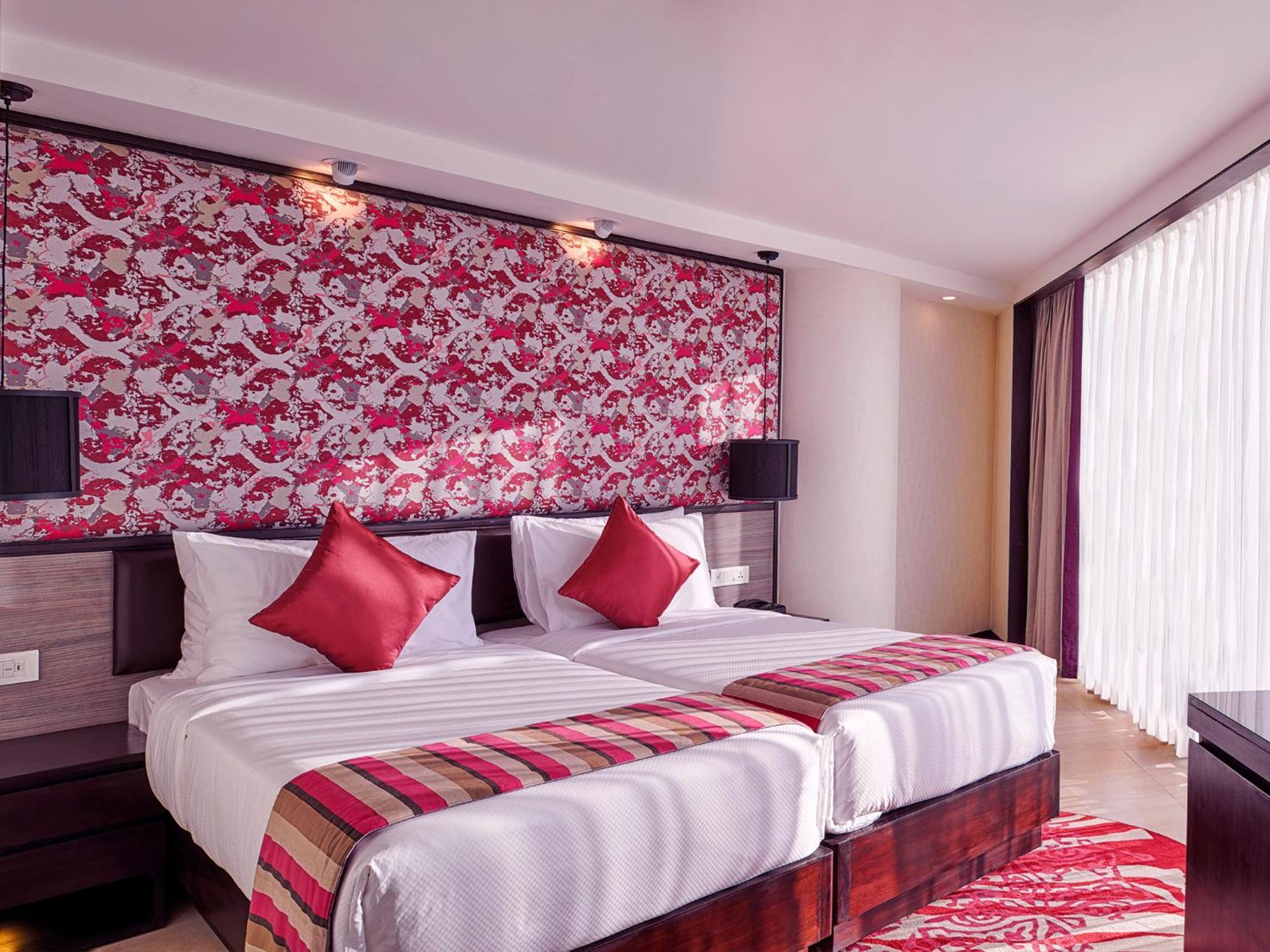 Hotel Vivanta 4*