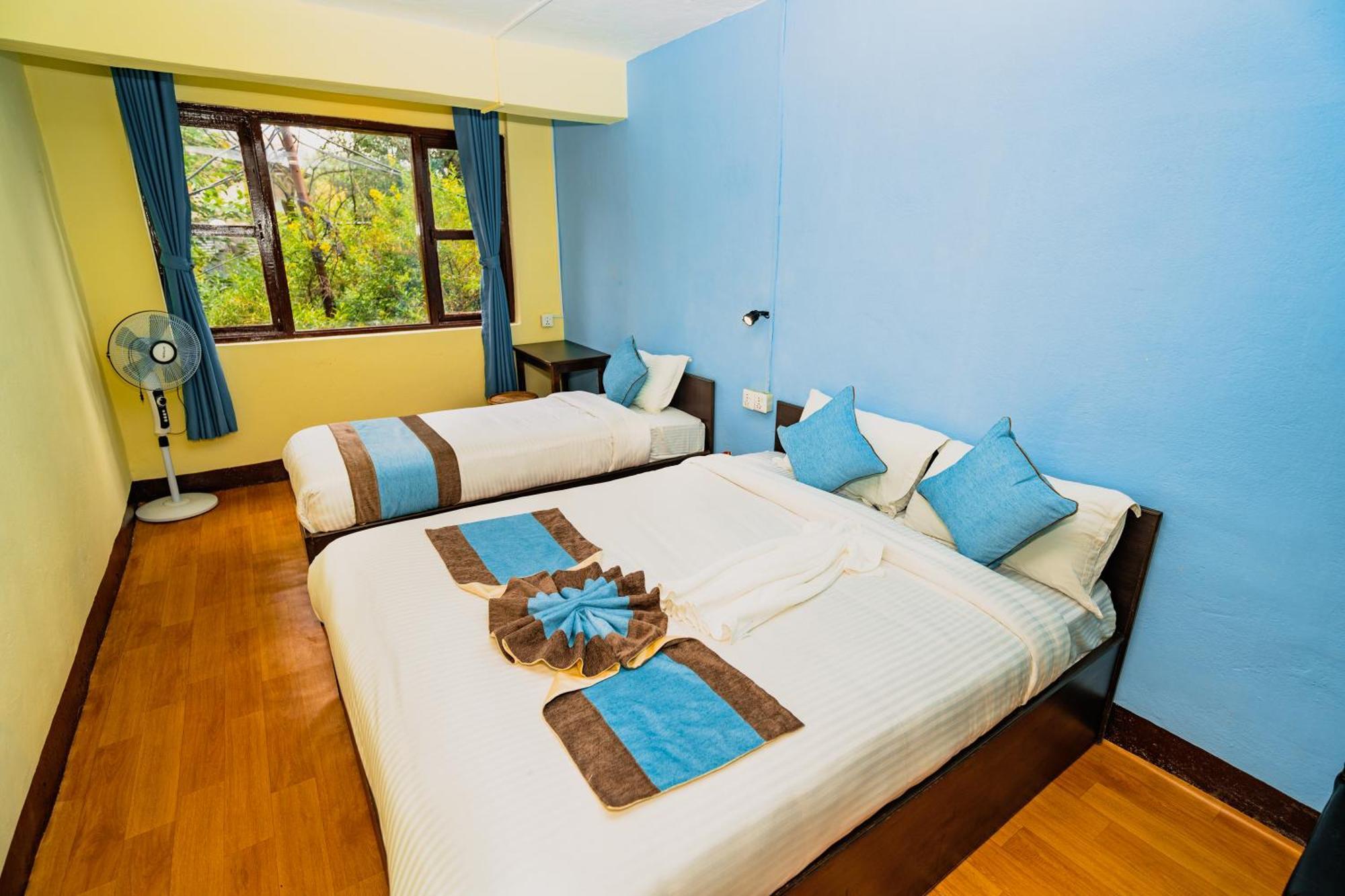 Rest Up Thamel Hostel *