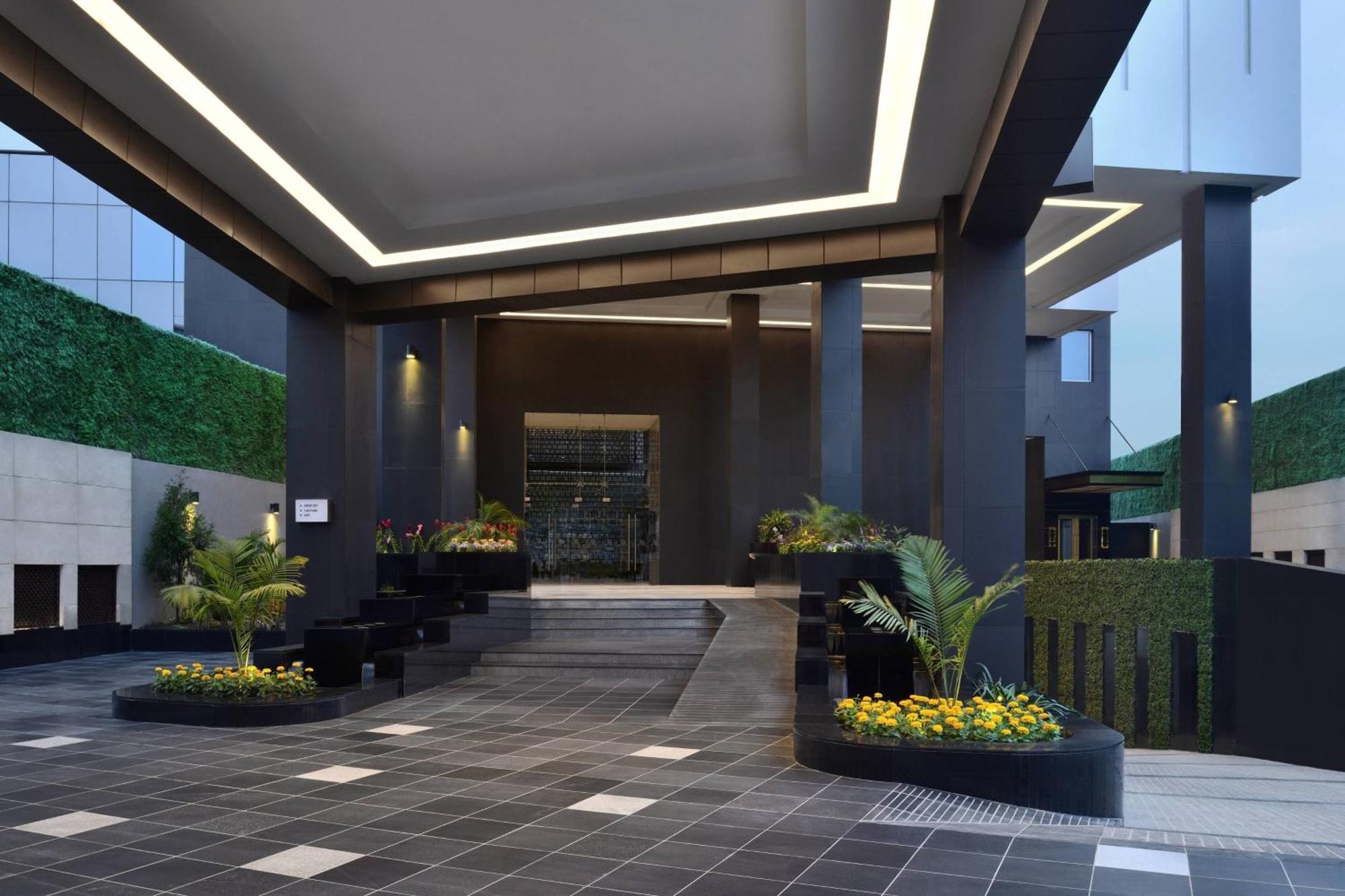 Marriott Hotel 5*