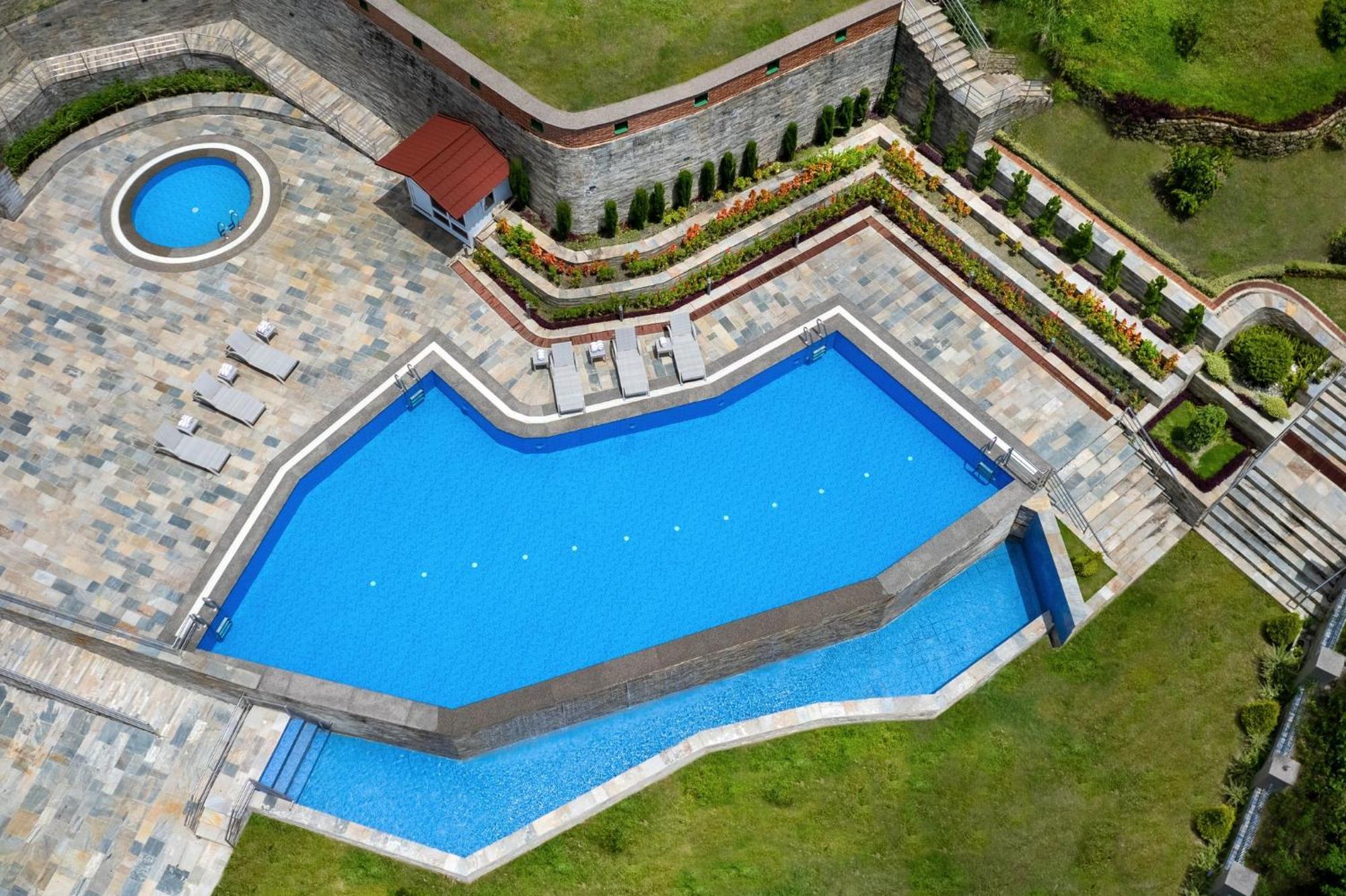 Hotel Budhanilkantha By Ihg 5*