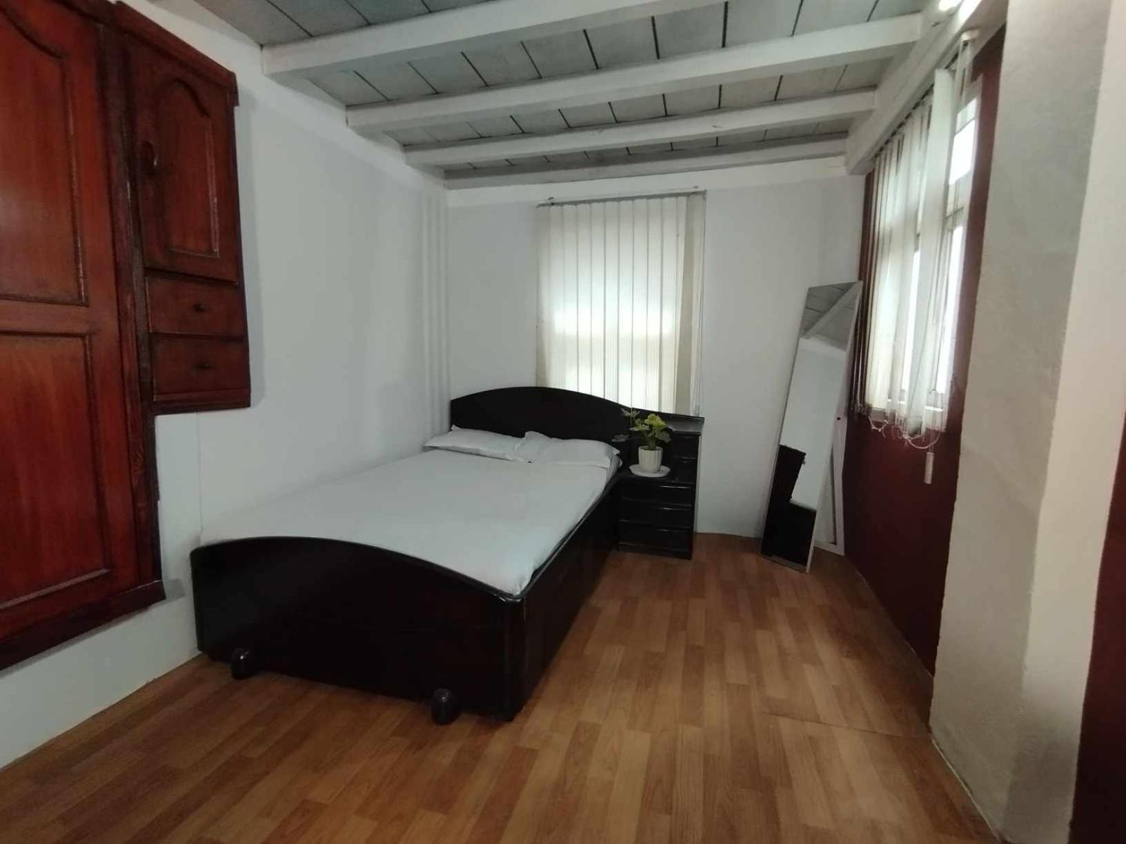 Homestay Metro Living Pg And *