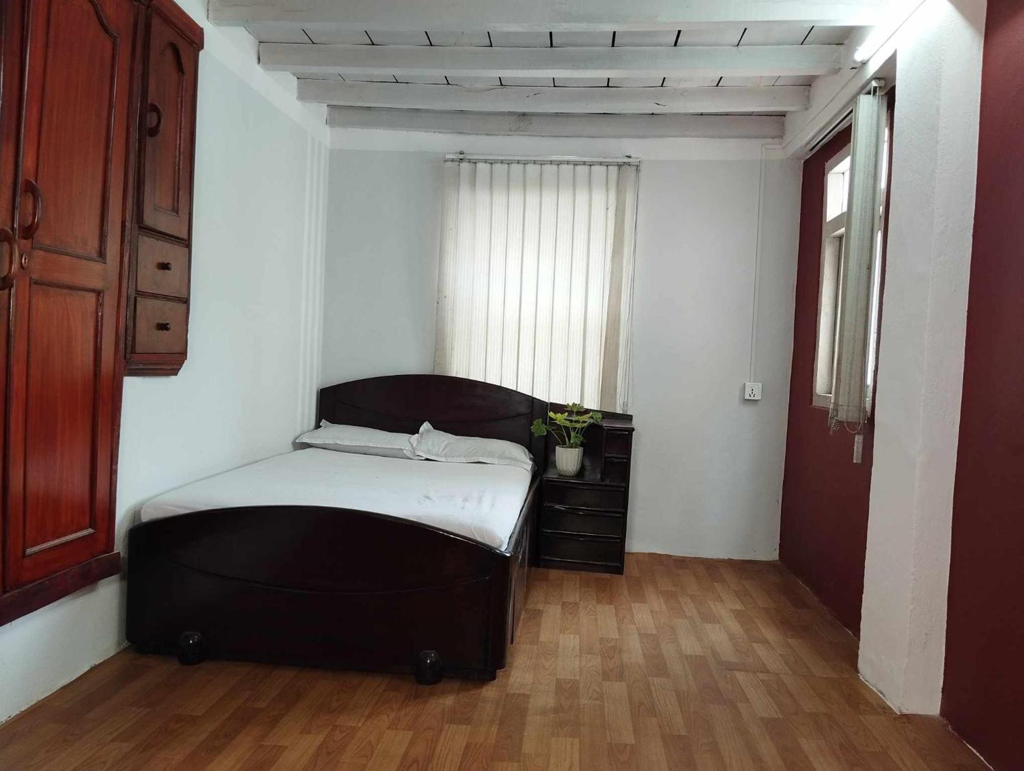 Metro Living Pg And Homestay