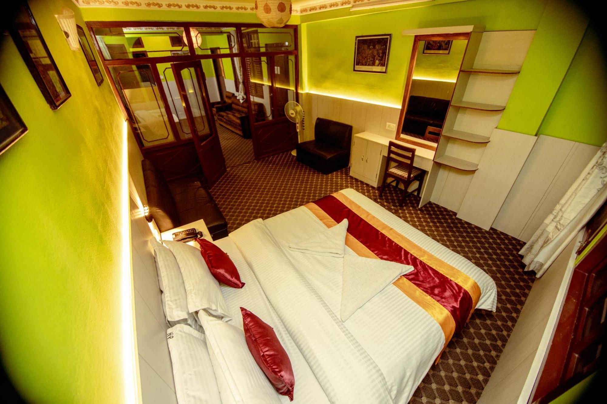Pomelo House Bed & Breakfast