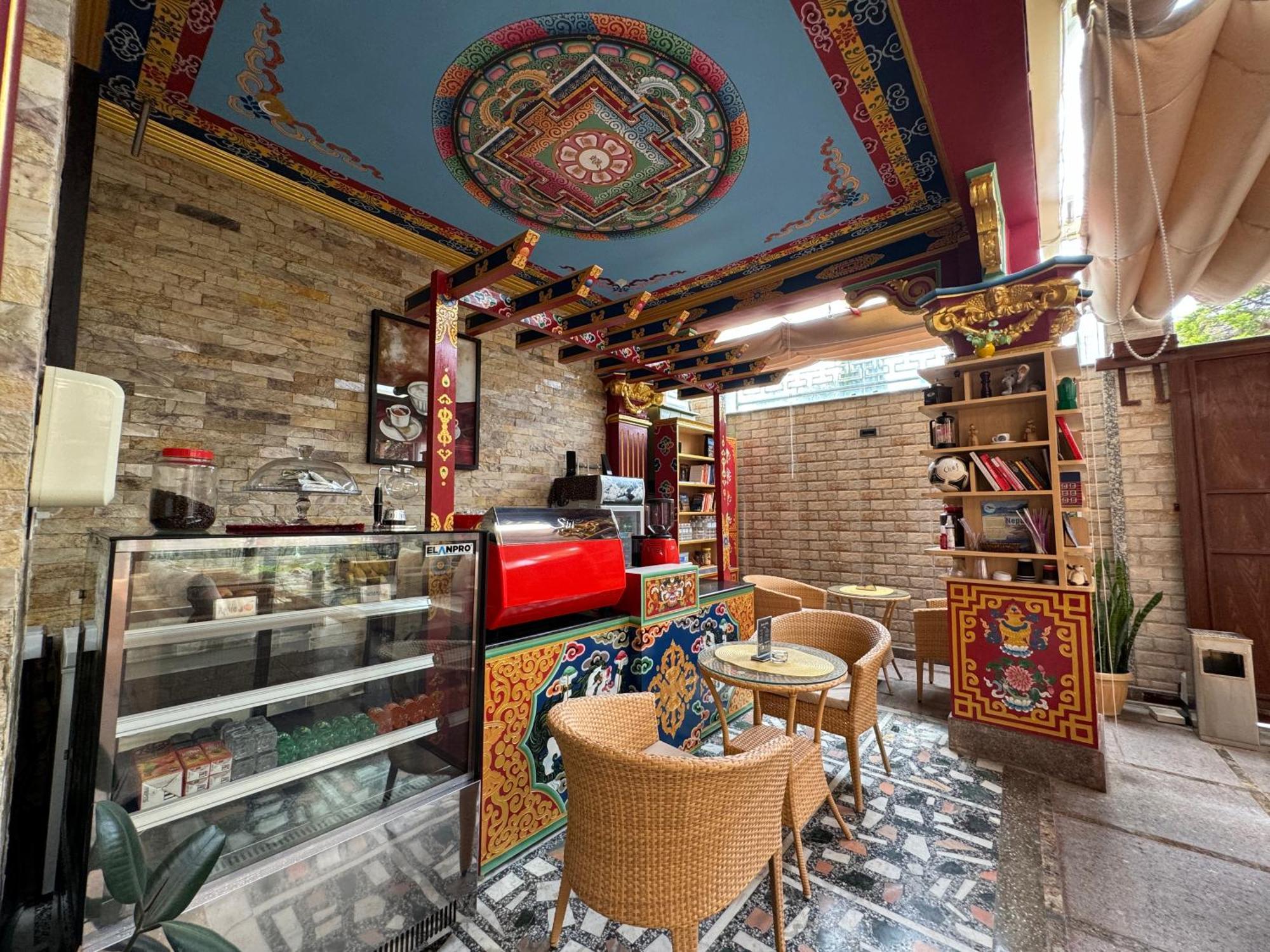 Sherpa Bed & Breakfast 2*