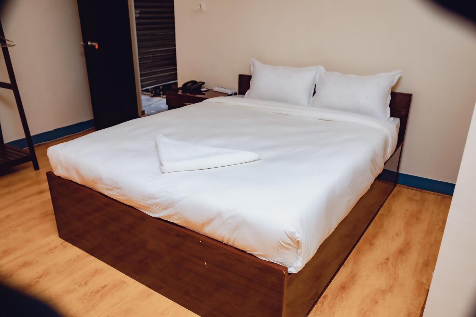 Hotel Sabari *