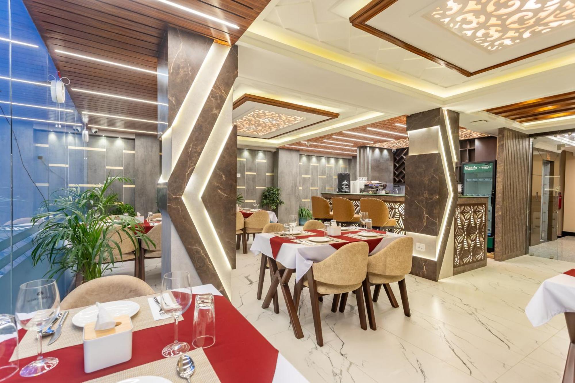 Airport Diana Hotel 3*
