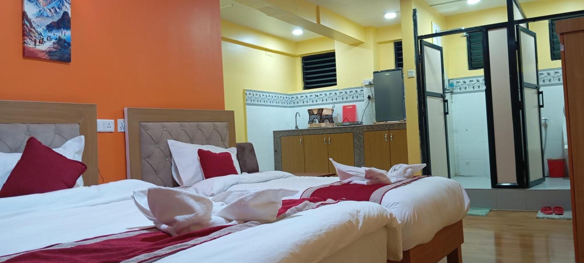 Rambler's Hotel 3*