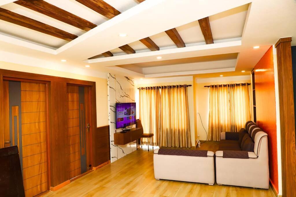 Cozy 2bhk
