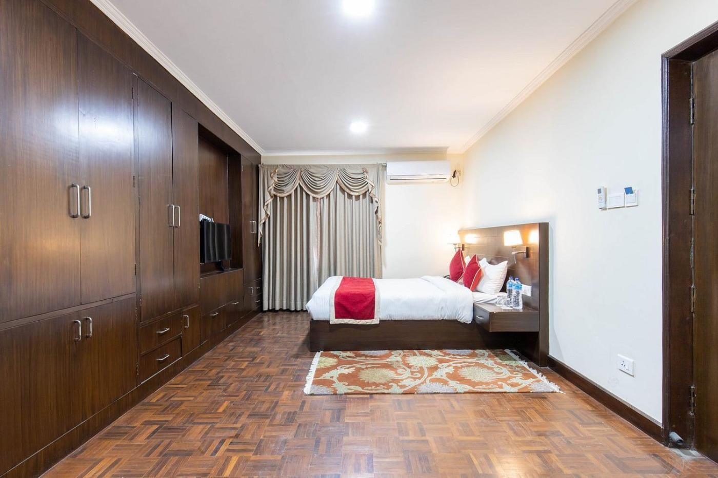 Buki Lazimpat - Boutique 3*