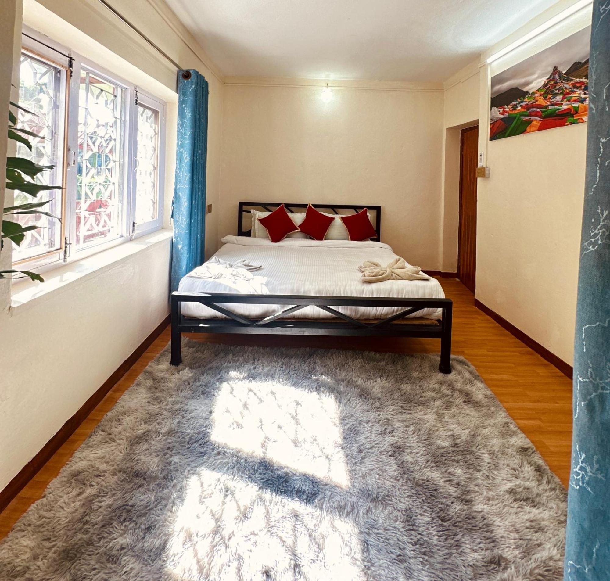 Hotel Fireflies Retreat Kathmandu