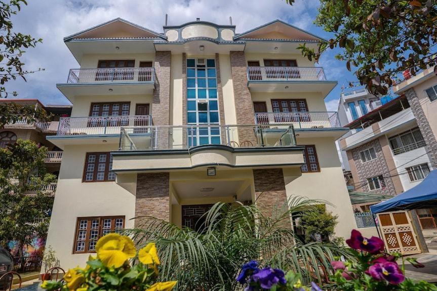 Hotel Norbu *