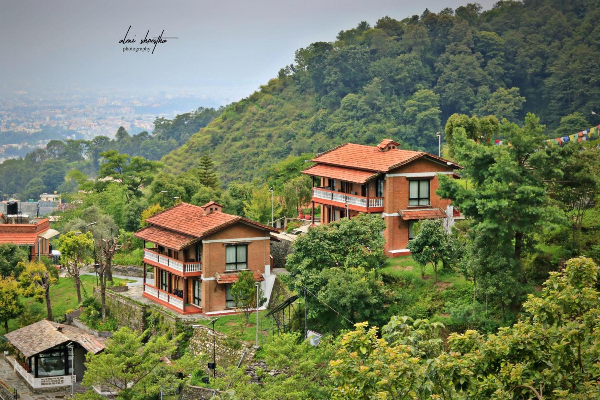 Hotel Chhahari Retreat