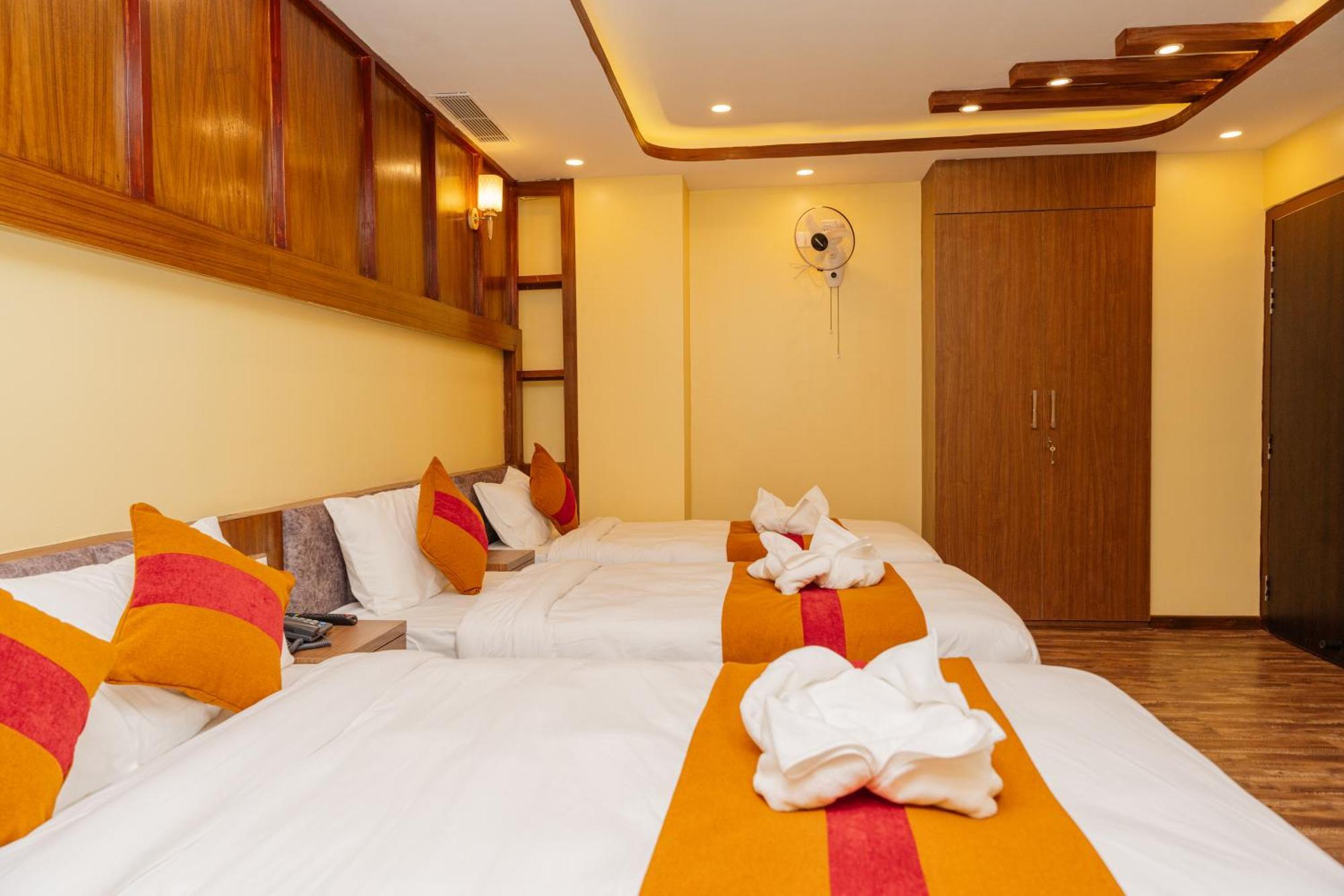 Royal Airport Hotel