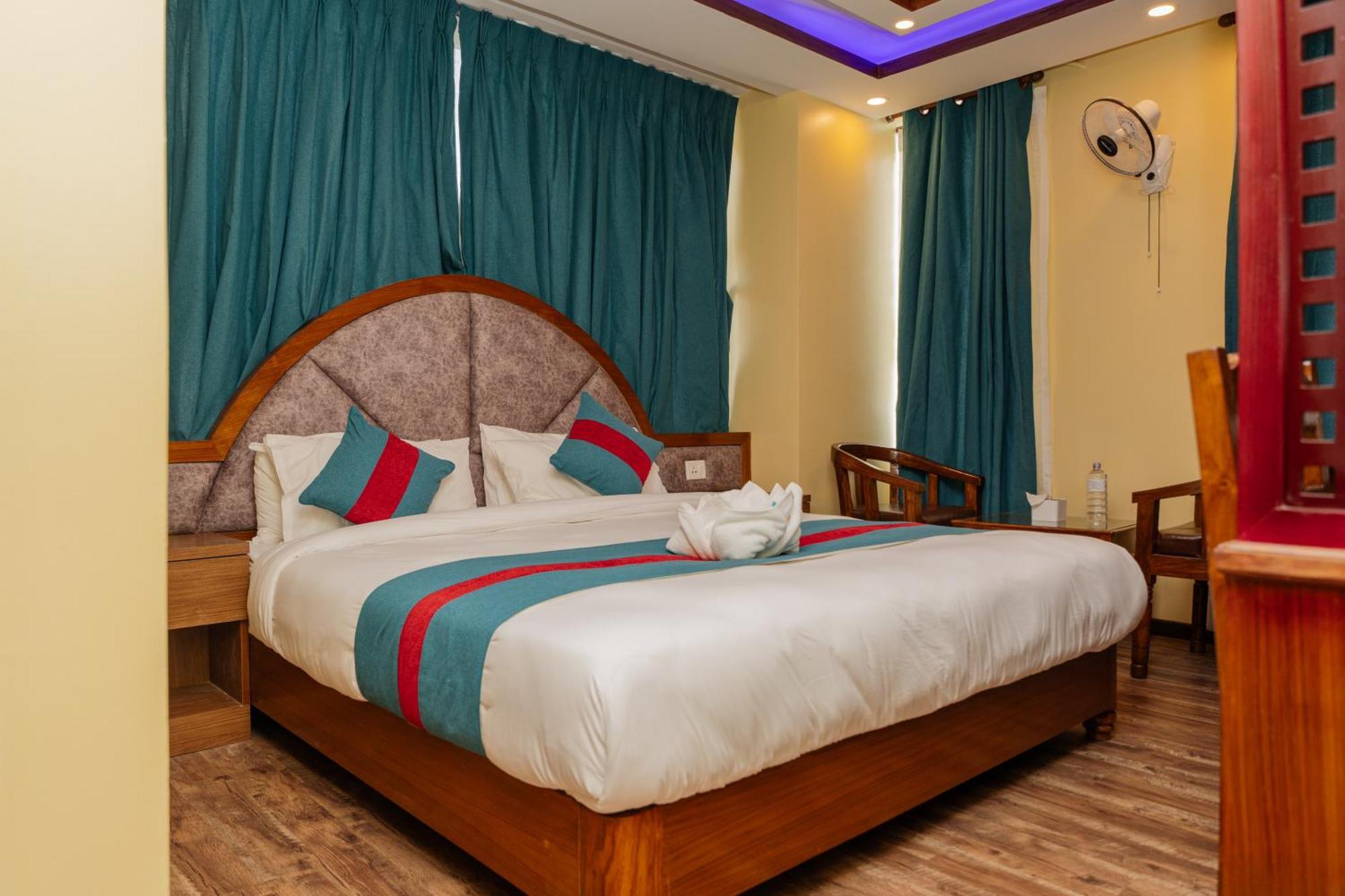 Hotel Royal Airport 2*
