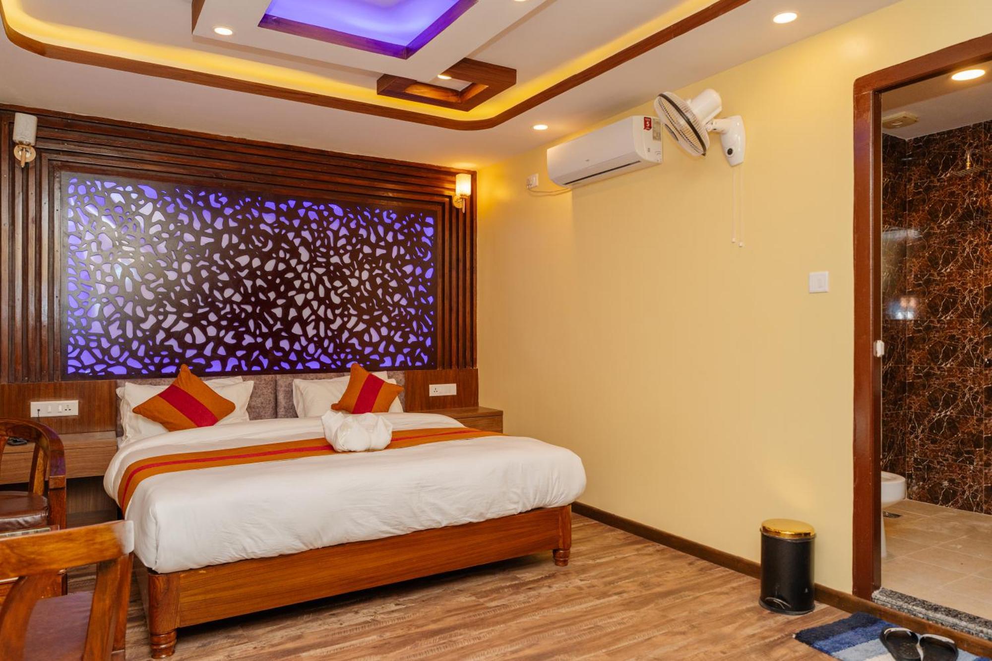 Hotel Royal Airport 2*