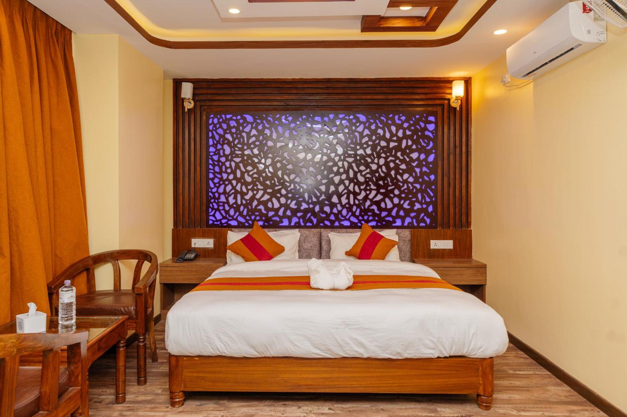 Hotel Royal Airport 2*