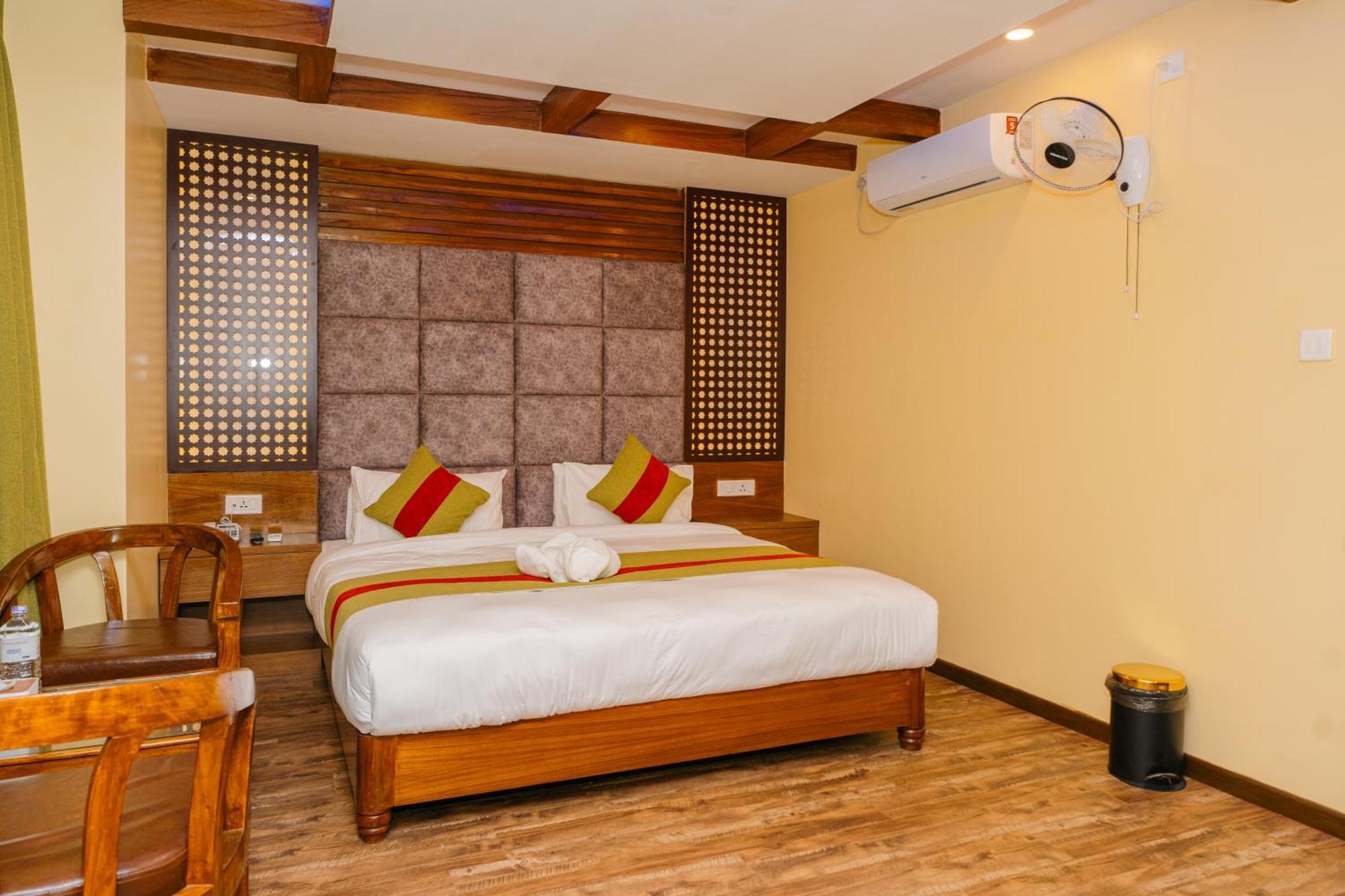 Royal Airport Hotel