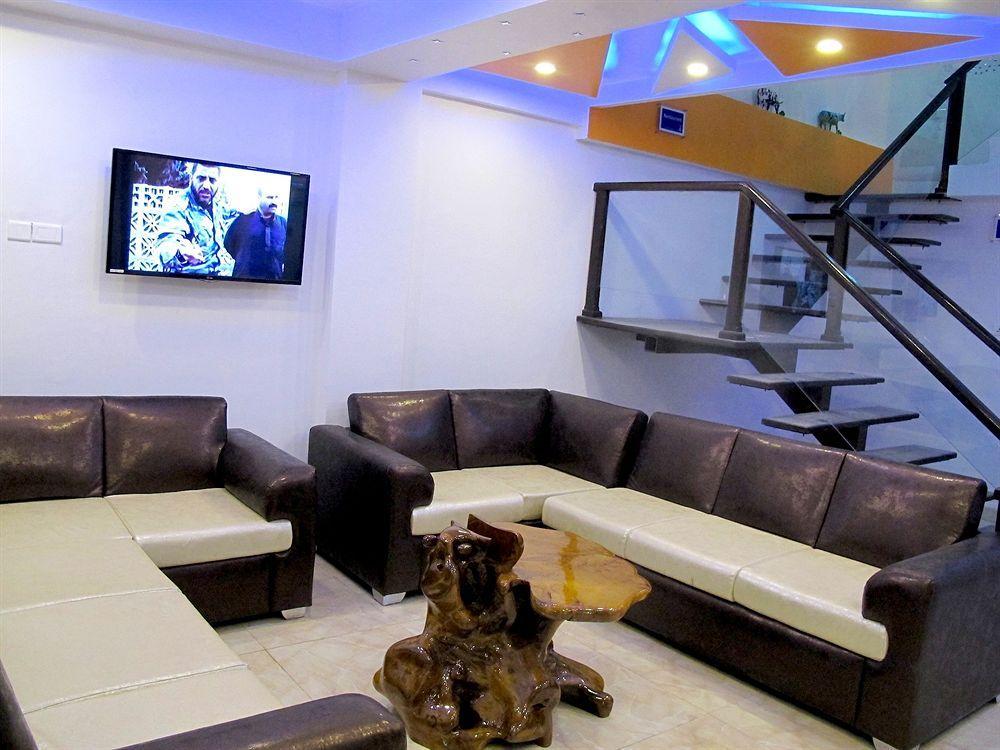 Royal Penguin Boutique & Hotel 4*