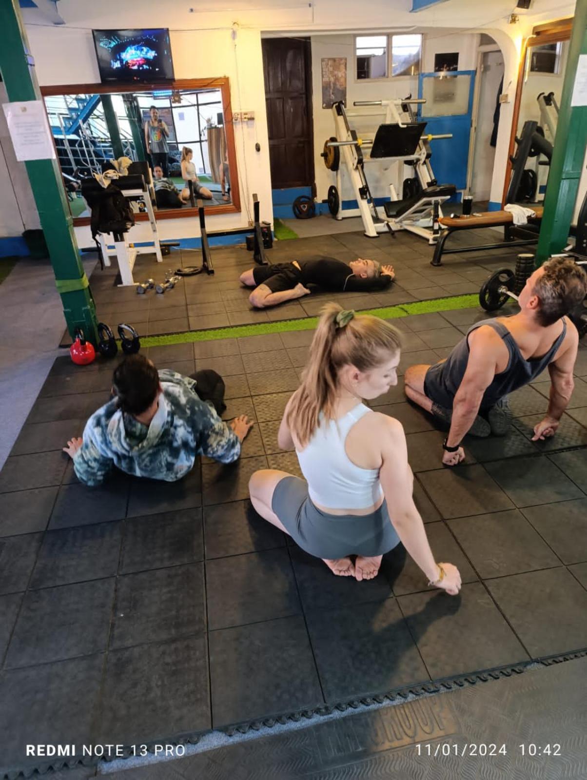 Albergue Mystic Vibes Fitness- Commune Catmandu
