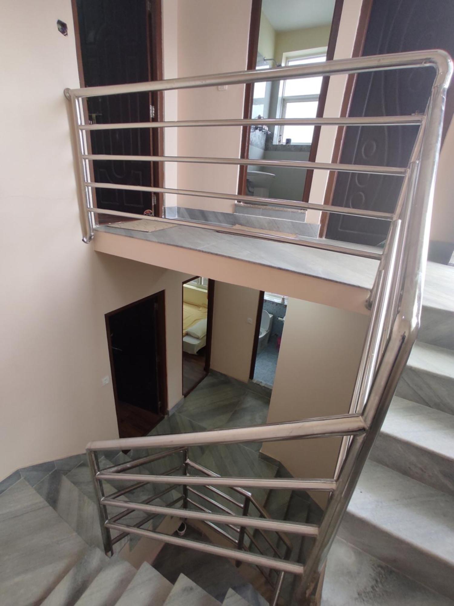 Monkey Temple Apartment