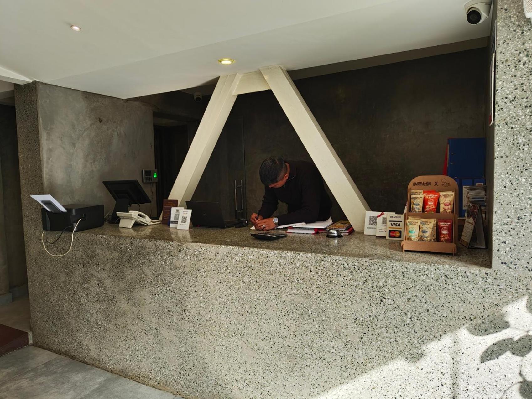 Hotel 9ine Thamel