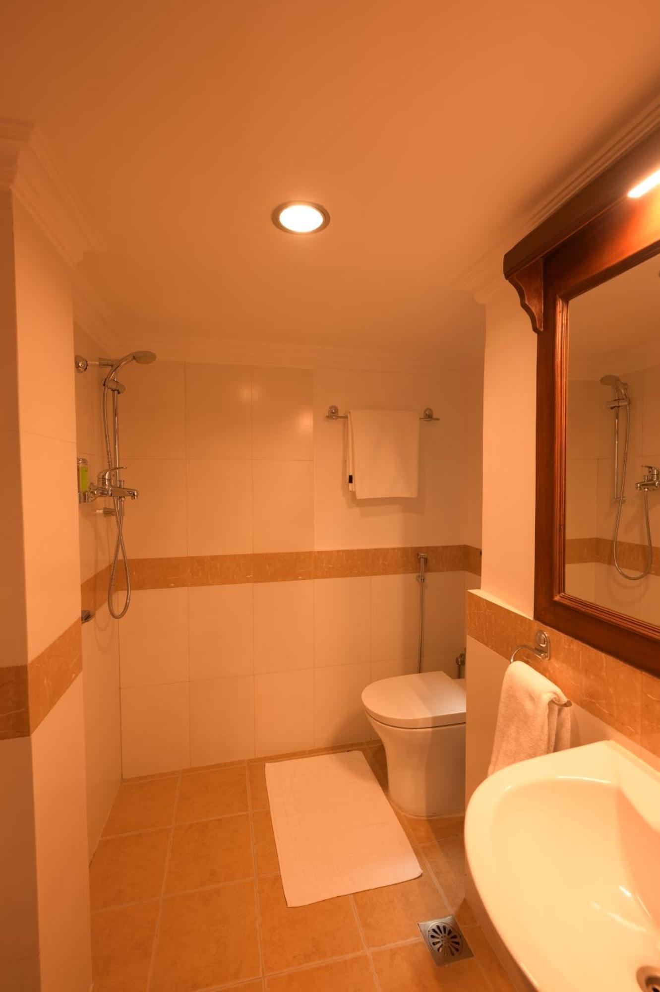 Gallery Park Hotel