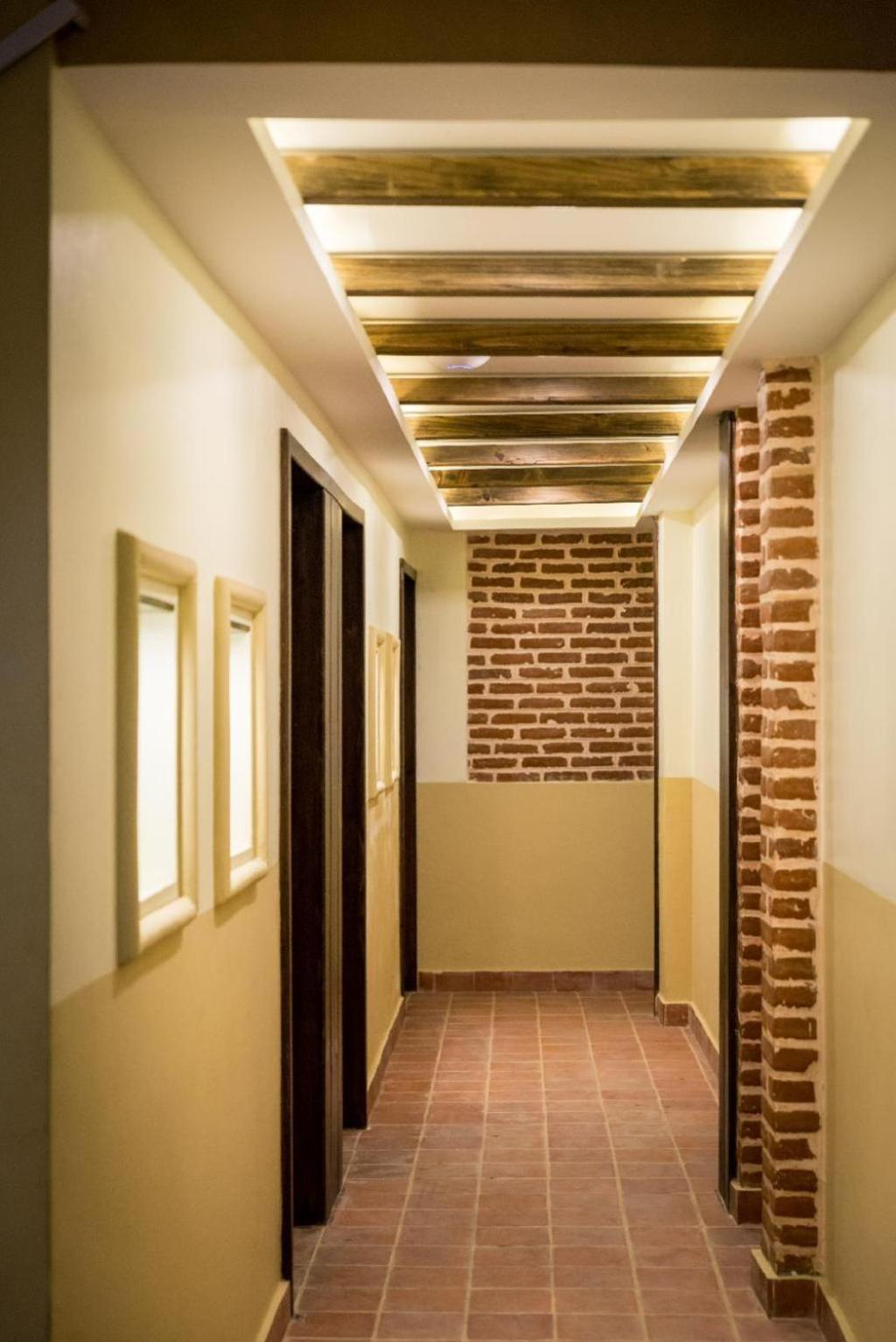 Hong Si Hotel- A Away From