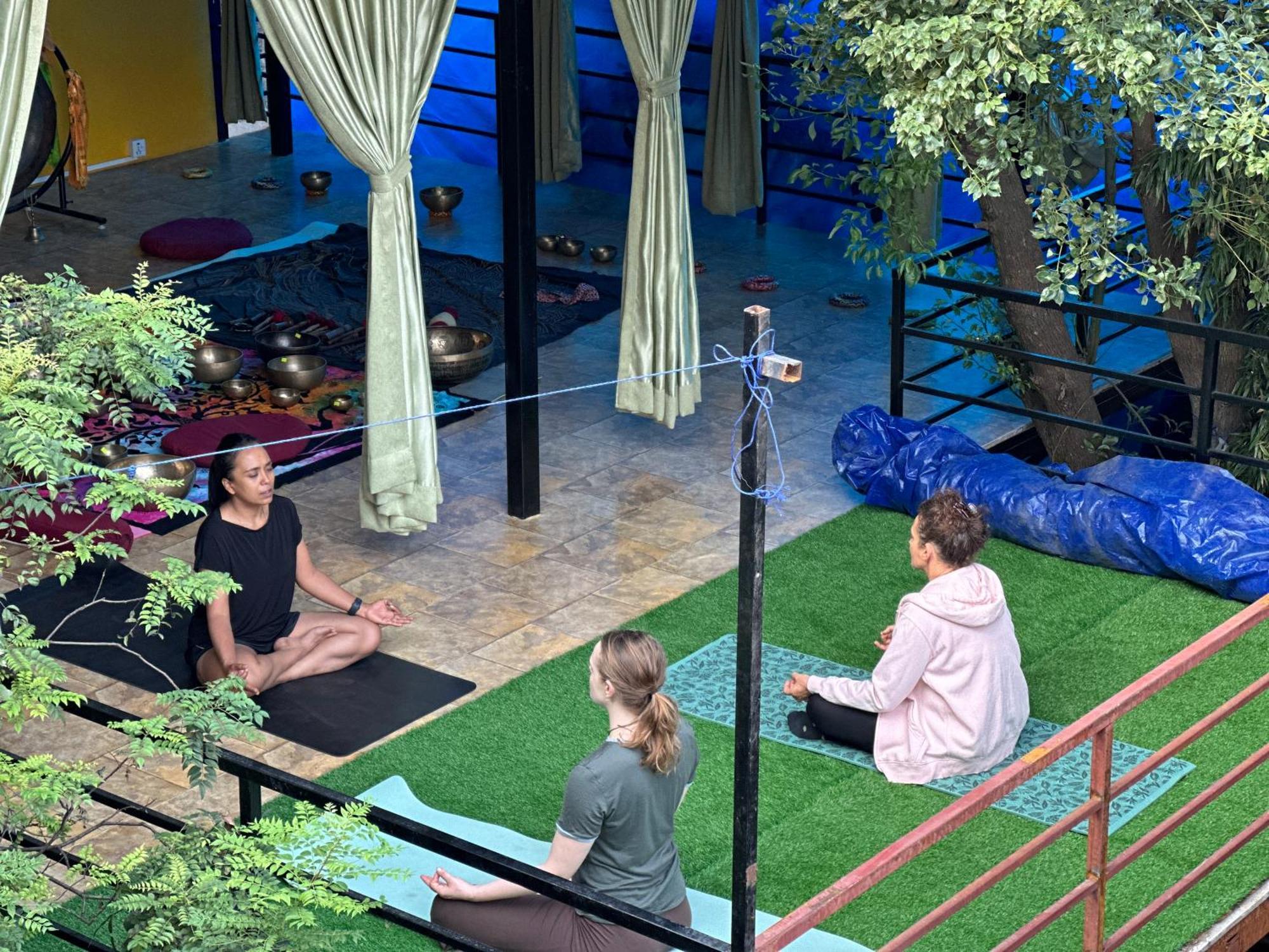 Institute Of Natural Medicine , Yoga & Therapy Bed & Breakfast *