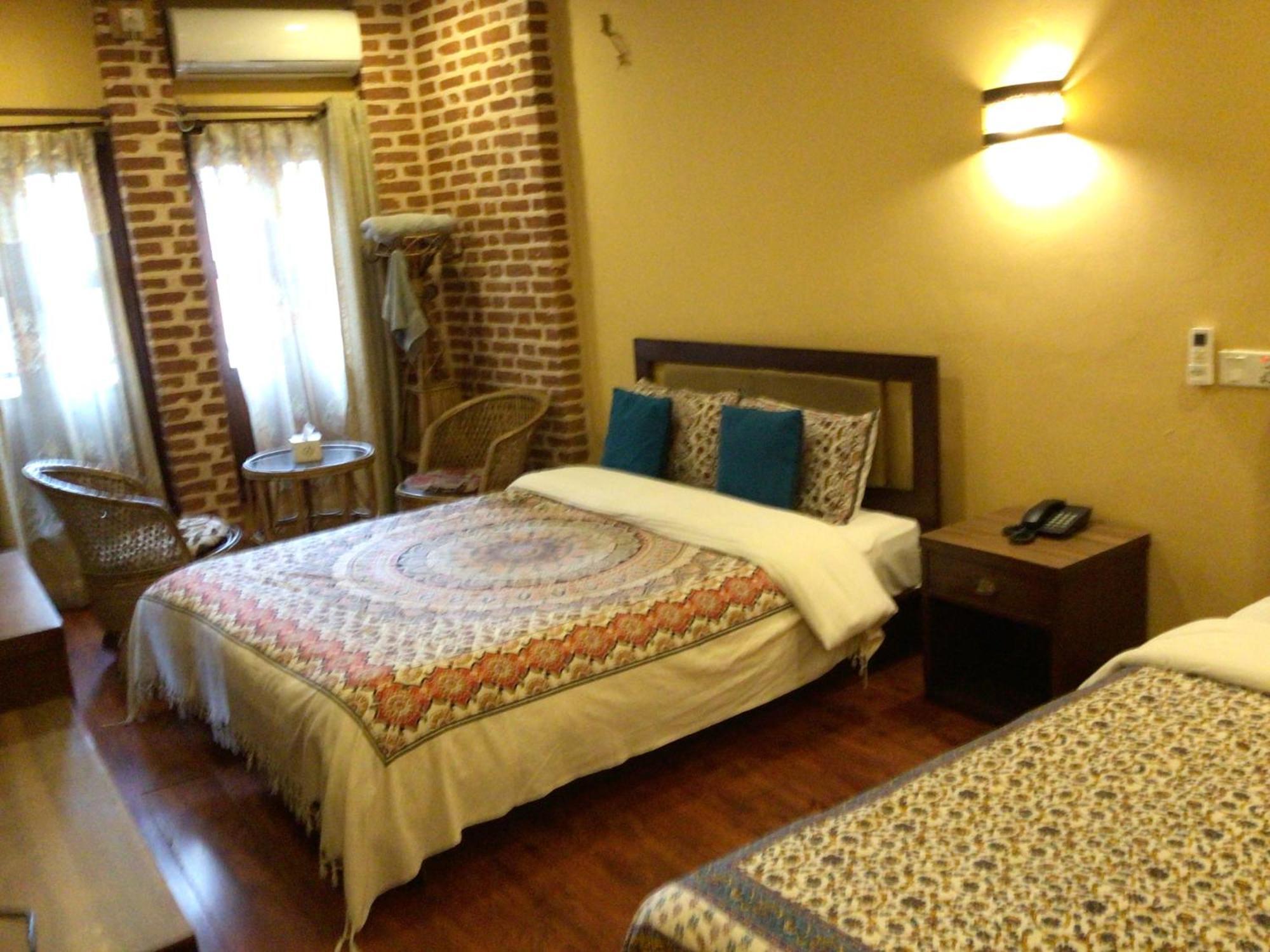 Hong Si Hotel- A Away From 2* Kathmandu