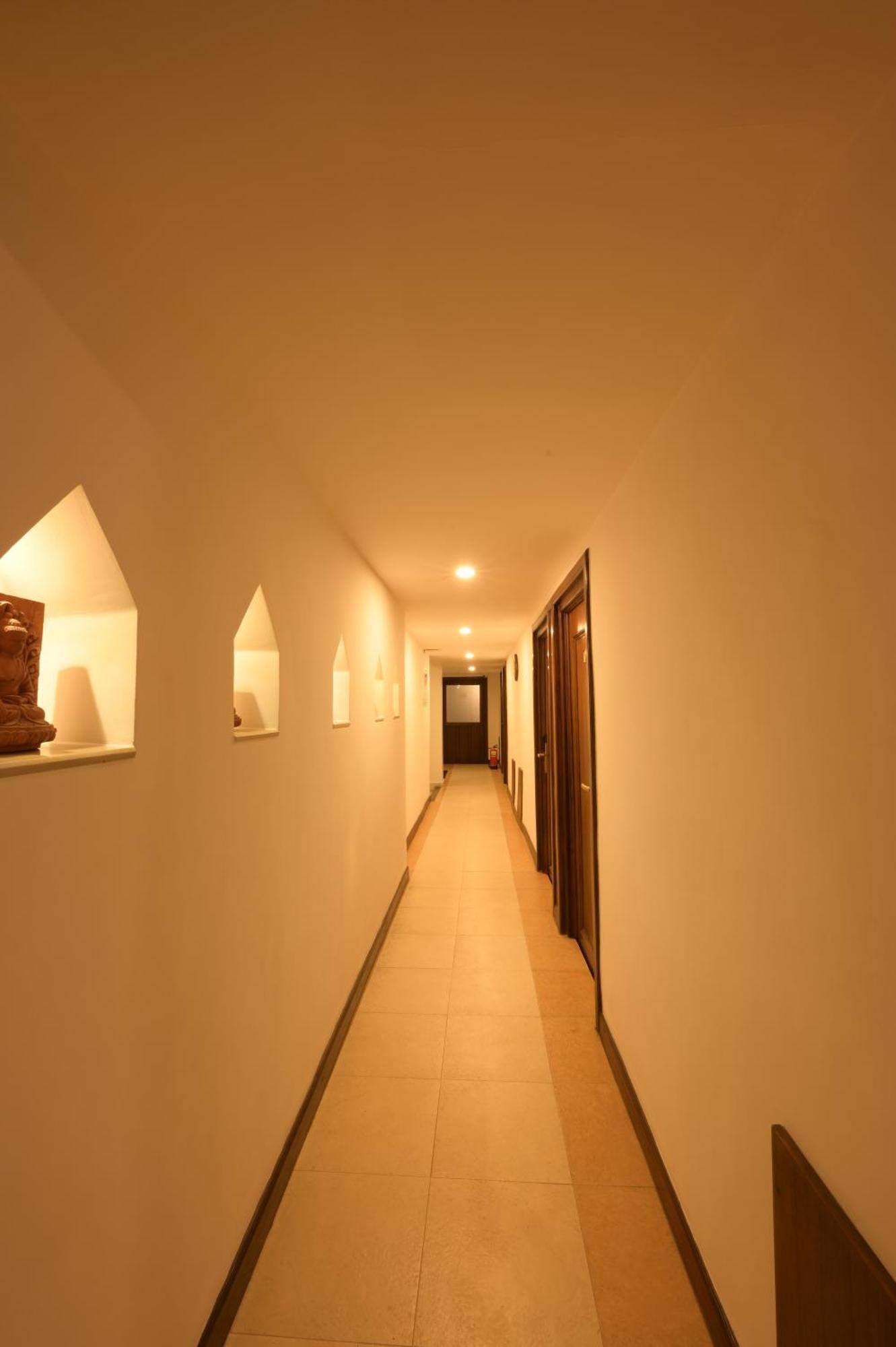 Hotel Gallery Park 3*