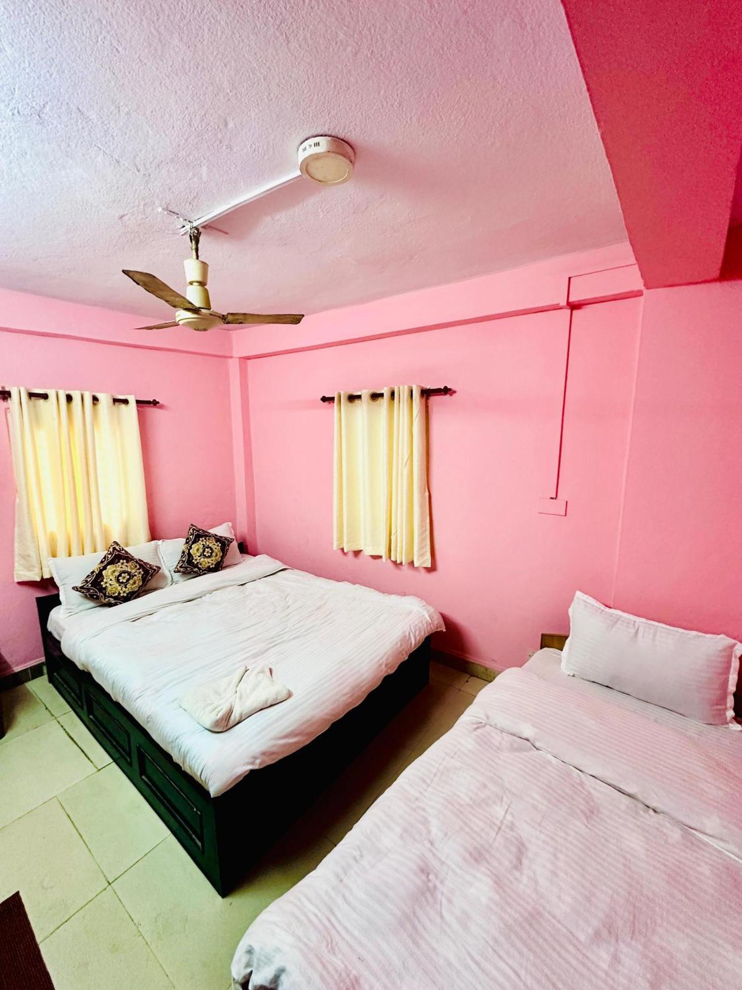 Kingsland Albergue Catmandu