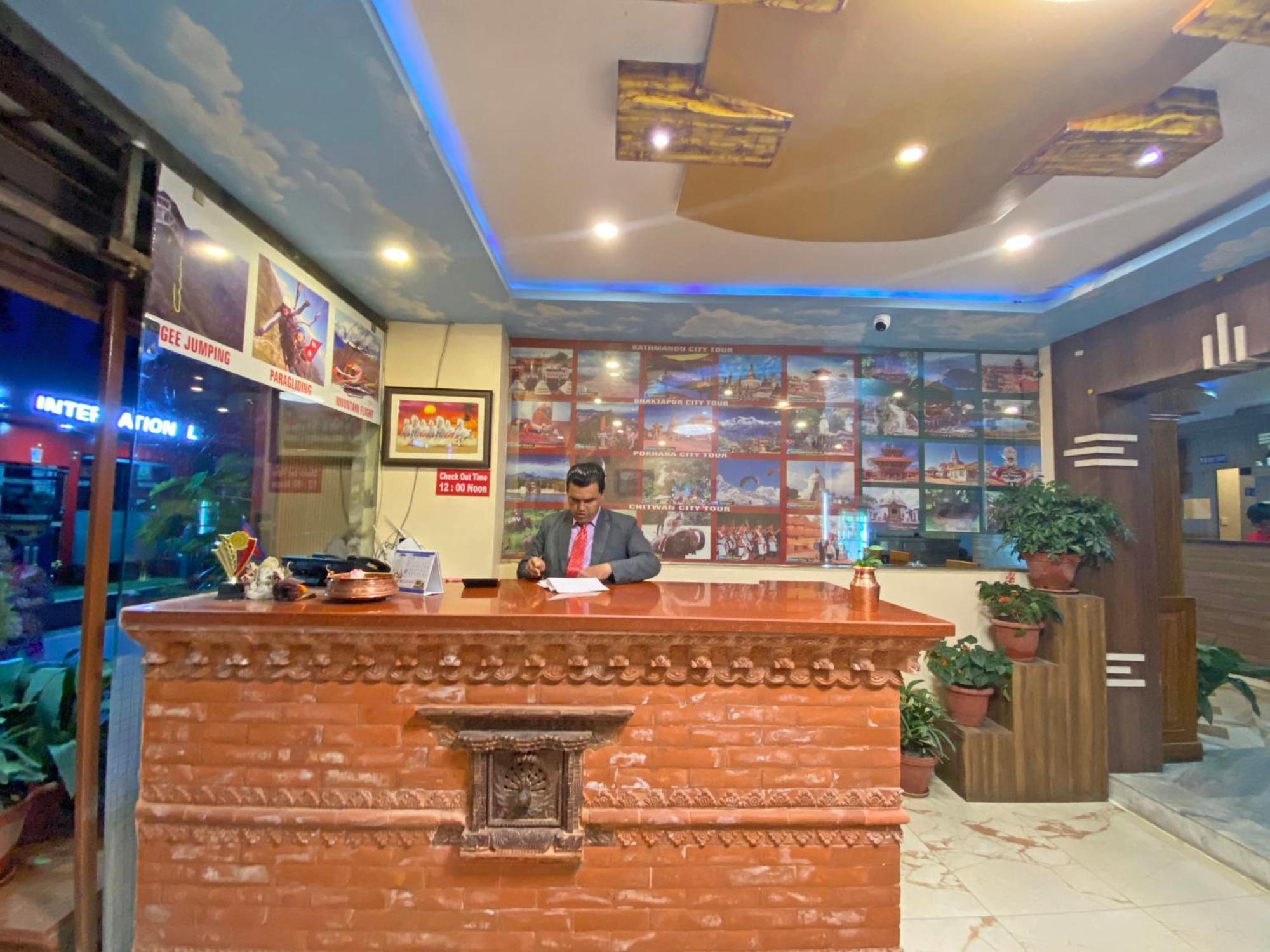 Airport Hotel