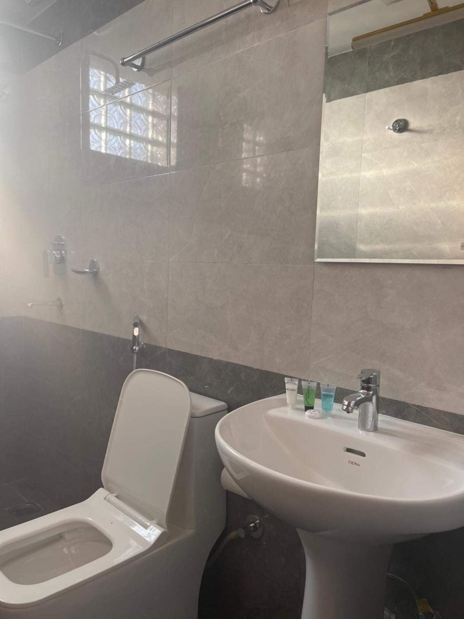 Little Buddha Hotel 3*