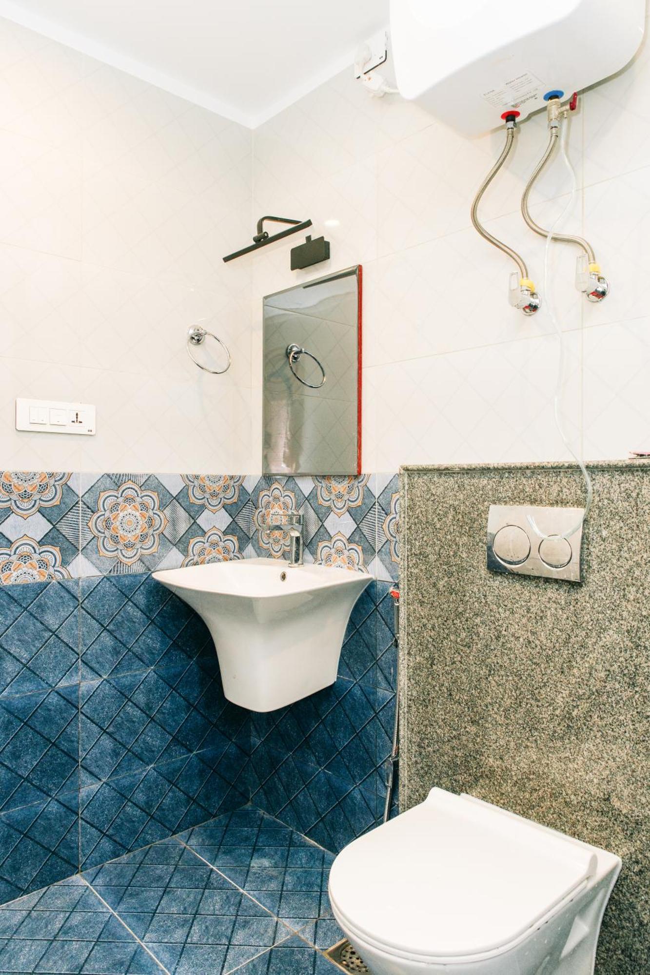 2bhk Serviced At Heart Of