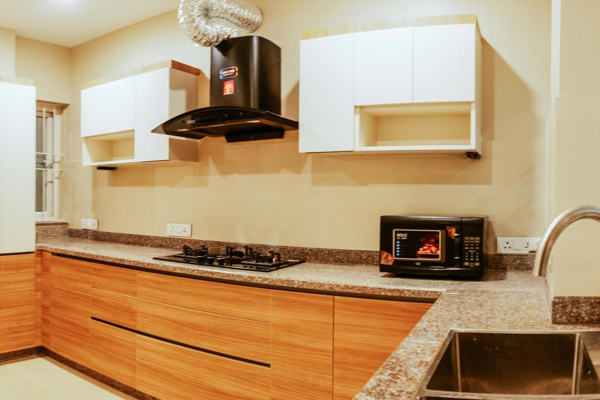 2bhk Serviced At Heart Of