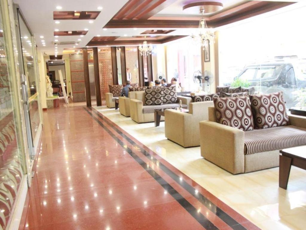Mahadev Hotel 3*