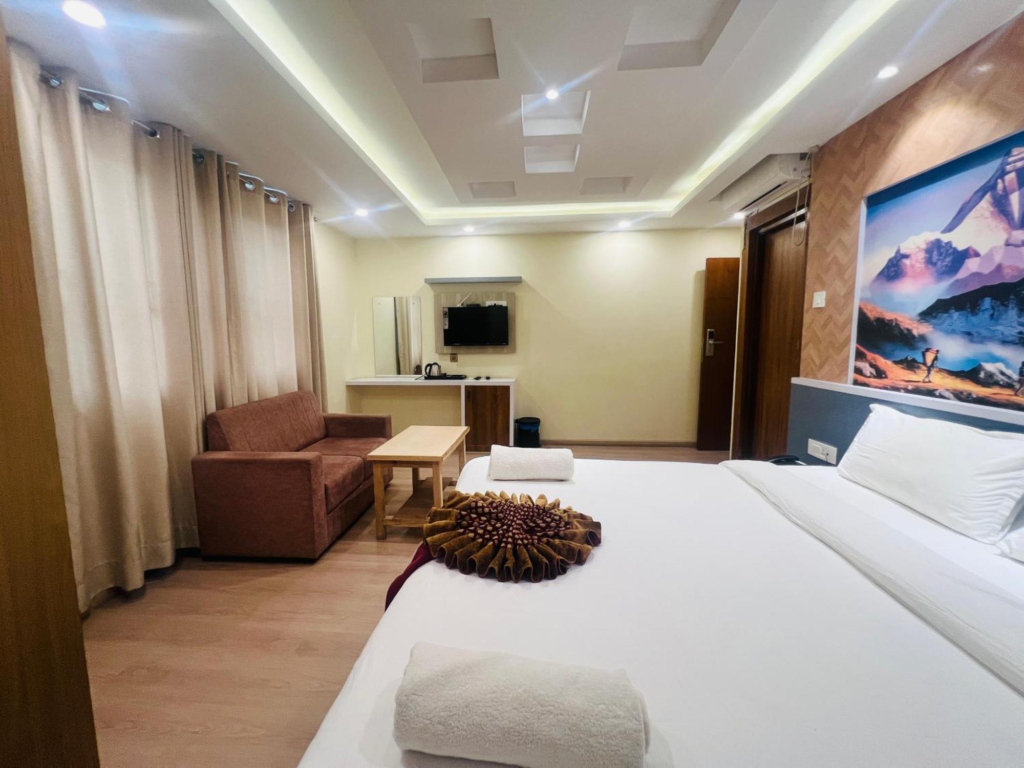Nirakar 3* Kathmandu