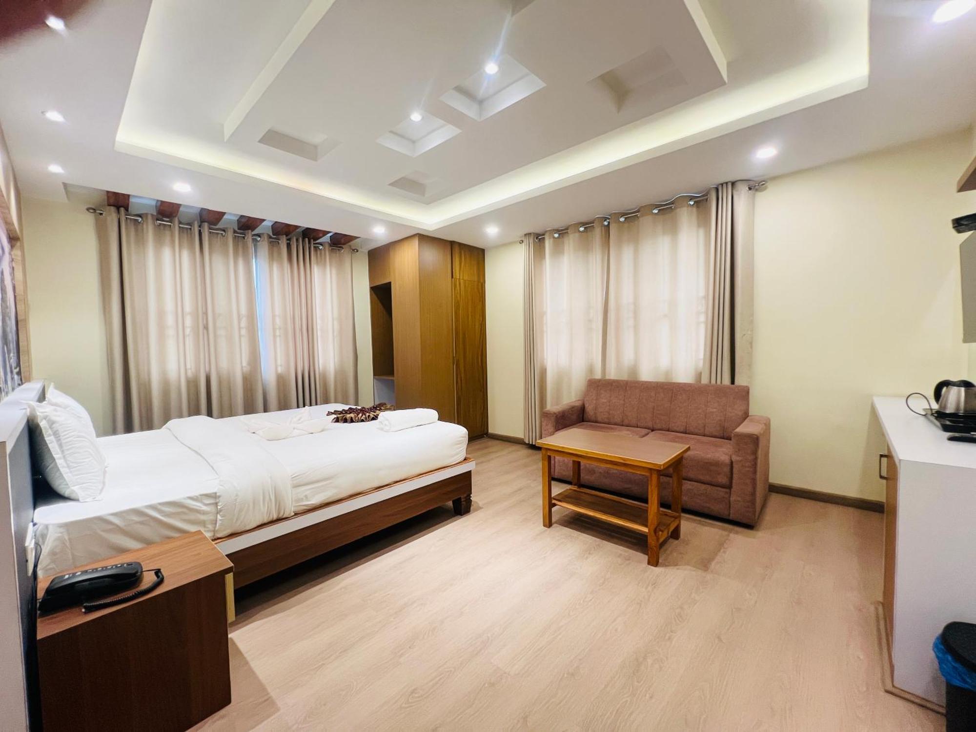 Nirakar 3* Kathmandu