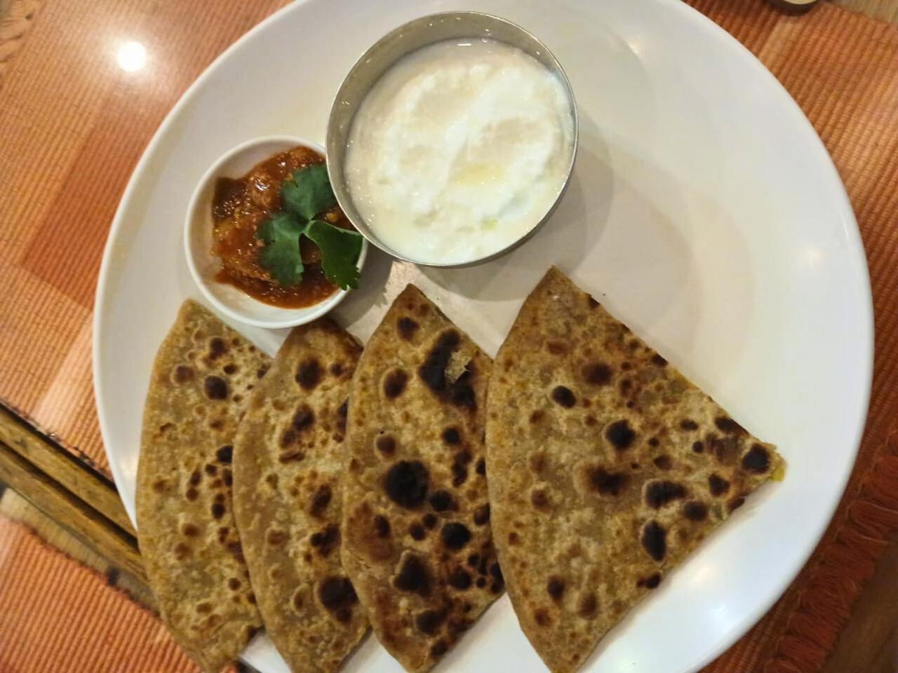 Shraddha Palace 3*