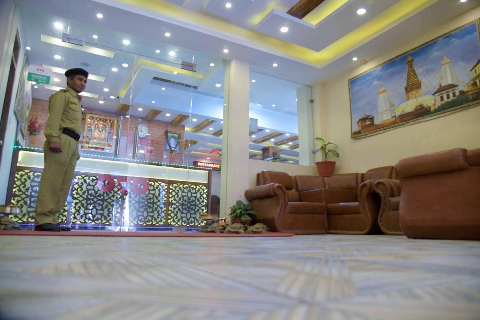 Shraddha Palace Hotel 3*