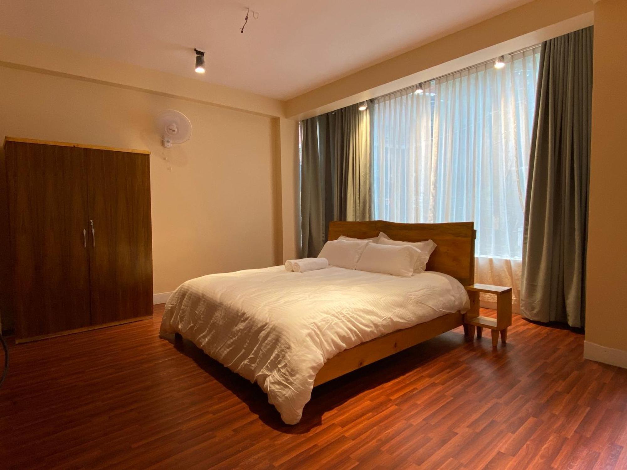 Apartment Cozy French With Balcony Kathmandu