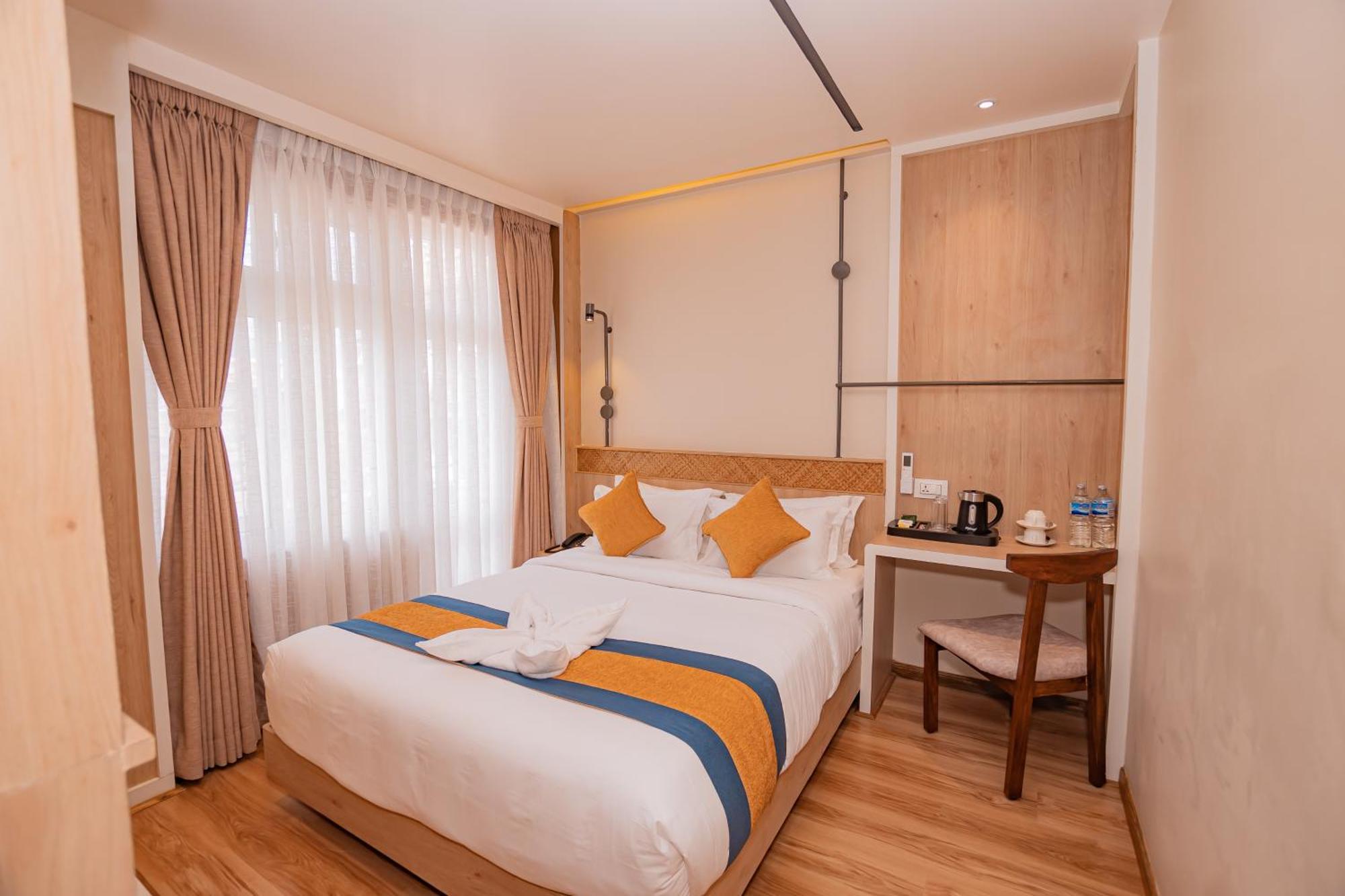 Vistara Hotel