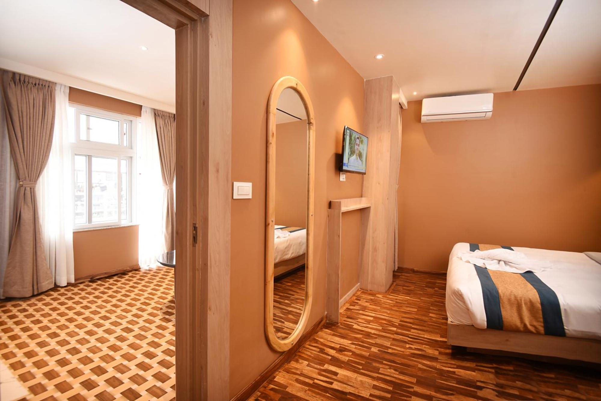 Vistara Hotel