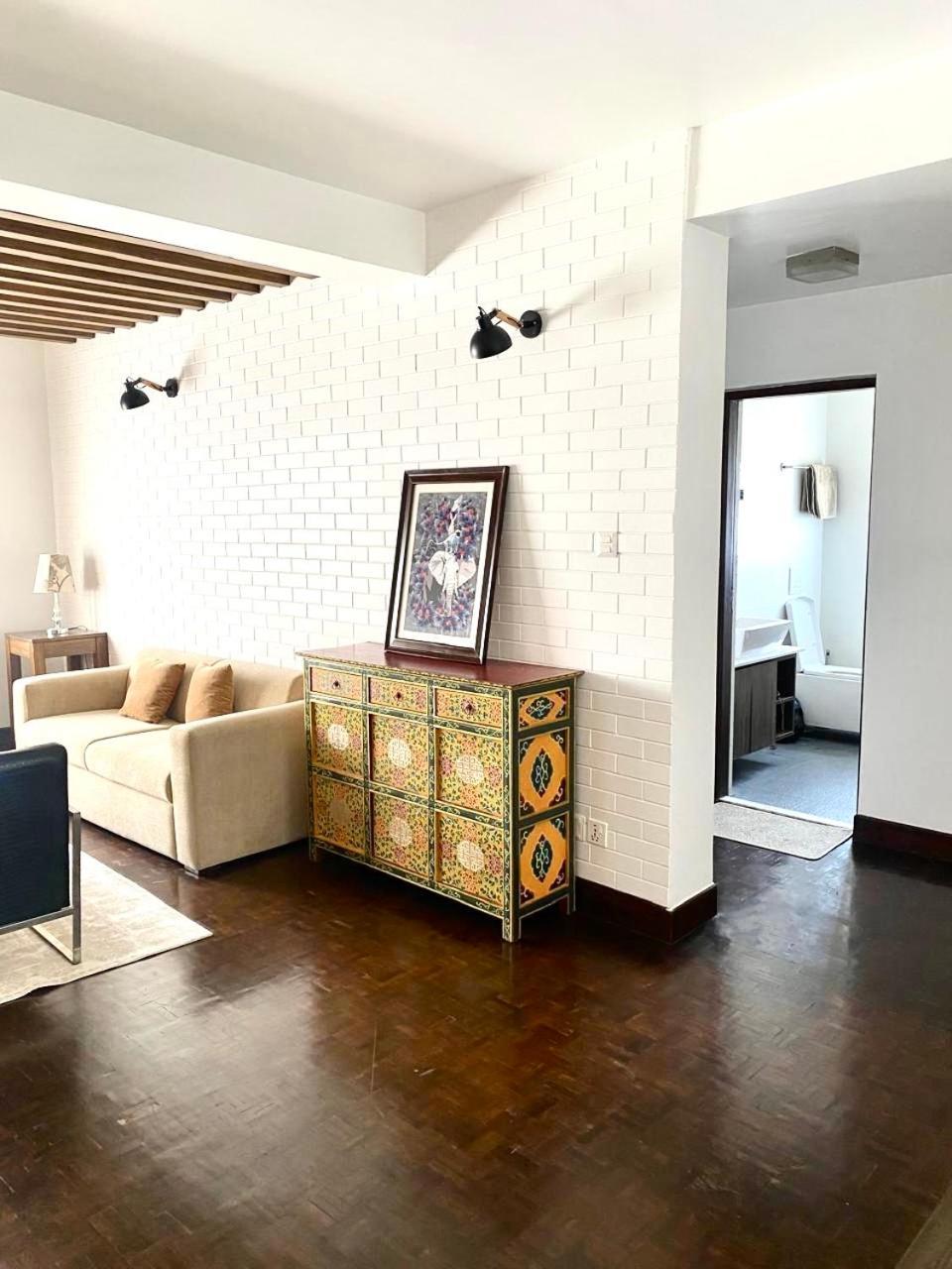 Uma Residency Apartment *