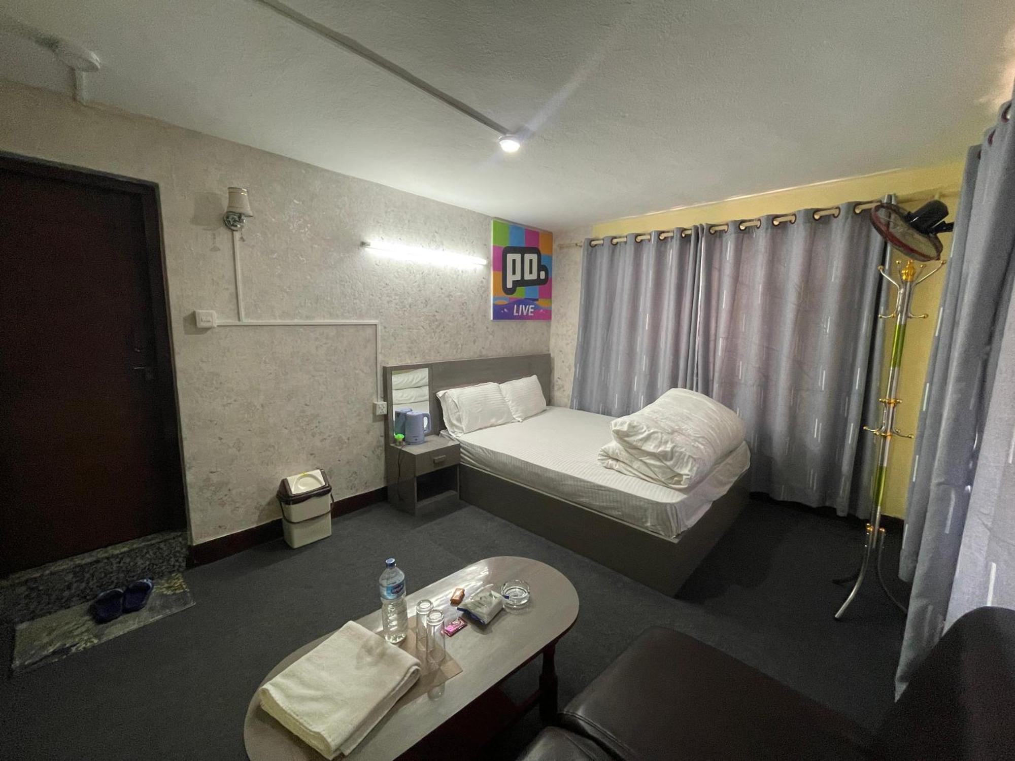Poppo Hotel, Restaurant And Bar *