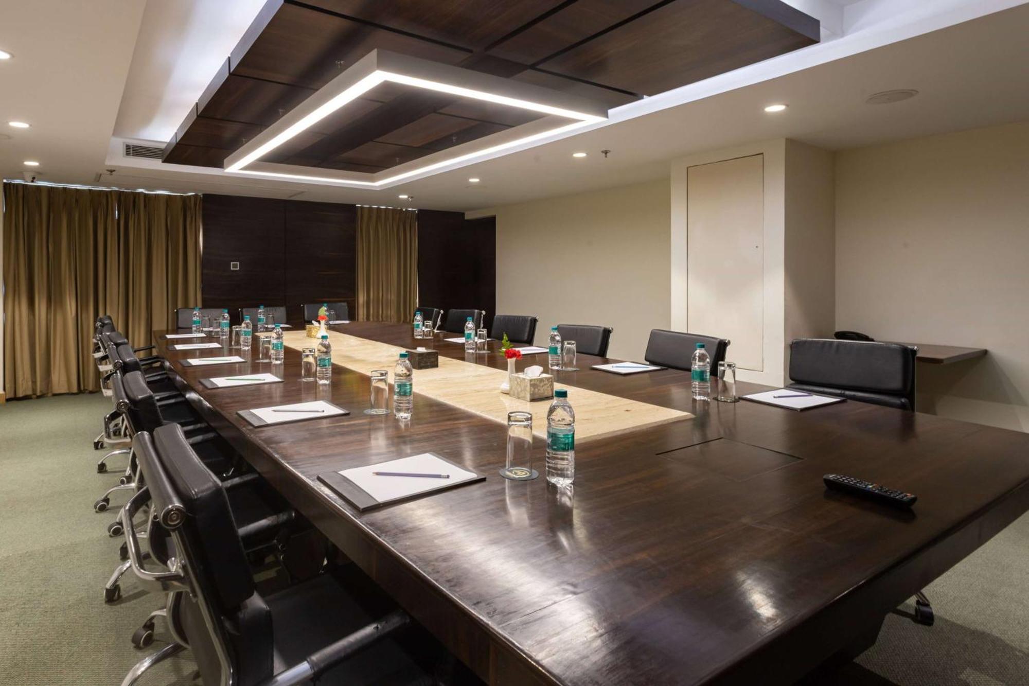 Ramada By Wyndham Dhumbarahi 5* Kathmandu