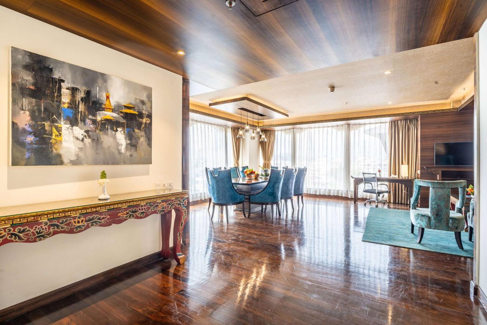 Ramada By Wyndham Dhumbarahi 5*