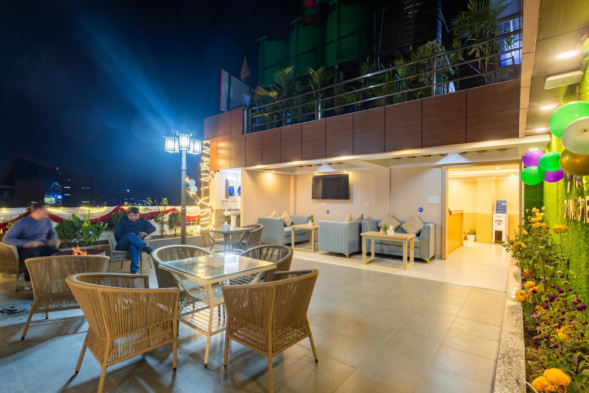 Airport Diana Hotel 3*